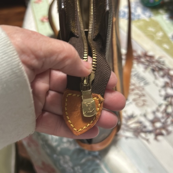 LV Babylon Authentication through another site. Beautiful bag! - Picture 12 of 14